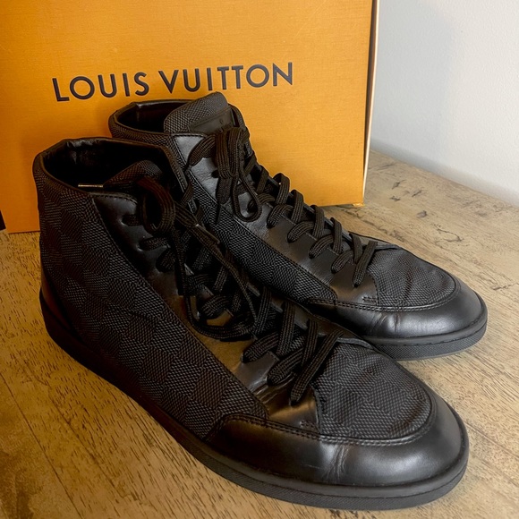 Louis Vuitton Men’s Black Graphite Damier Ebne High Tops - Picture 9 of 11